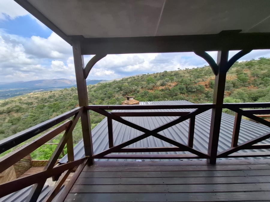 5 Bedroom Property for Sale in Waterkloof East North West